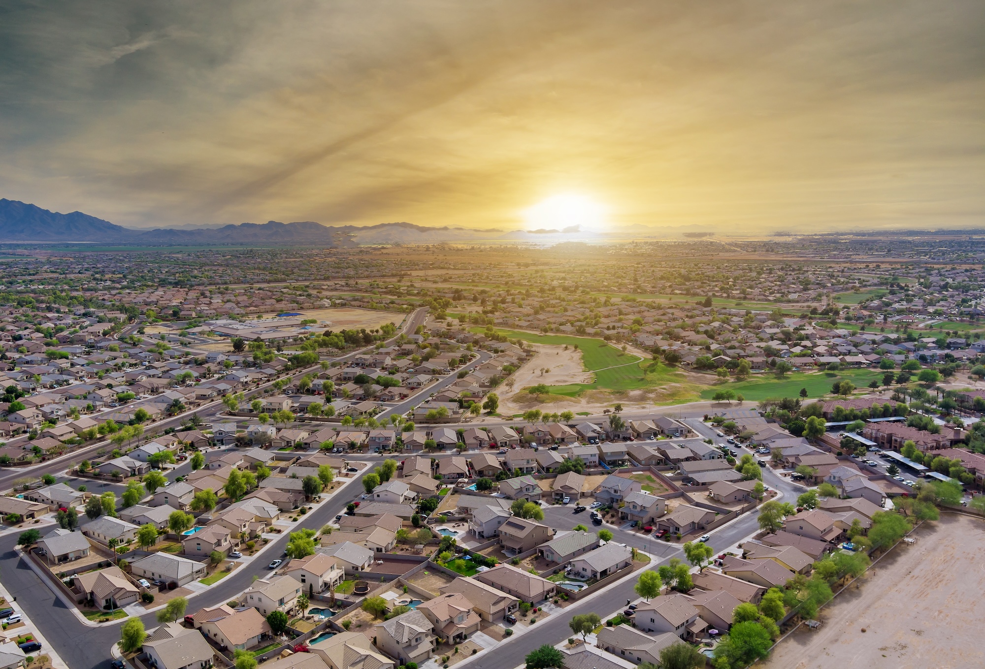 Image of neighborhood to represent HOA manager working with an HOA board. 